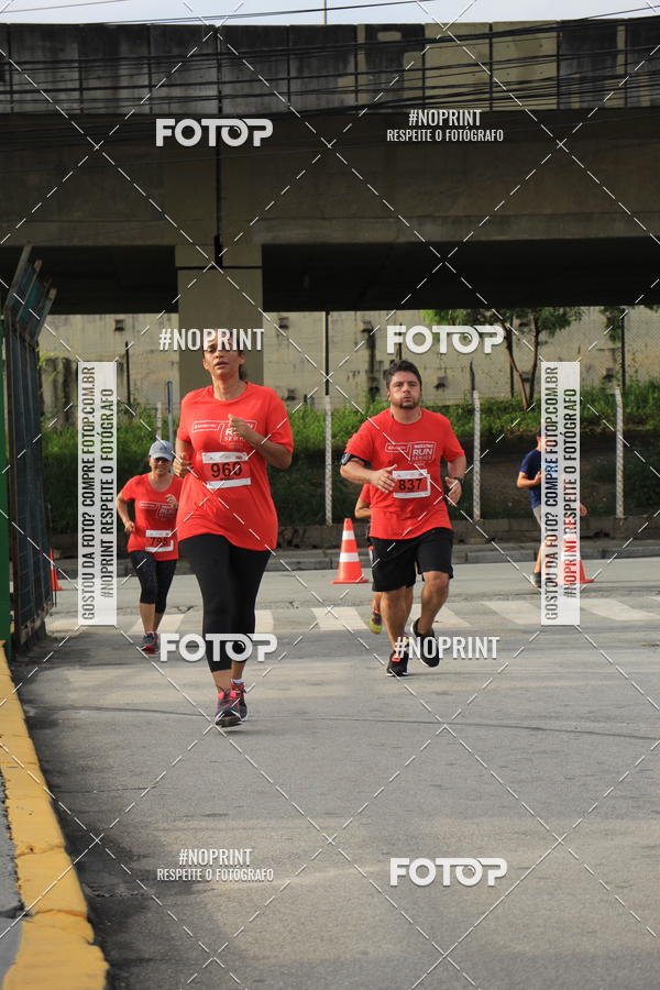 Buy your photos of the eventSantander Track & Field Run Series - Shopping Tambor on Fotop