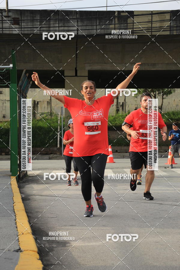 Buy your photos of the eventSantander Track & Field Run Series - Shopping Tambor on Fotop