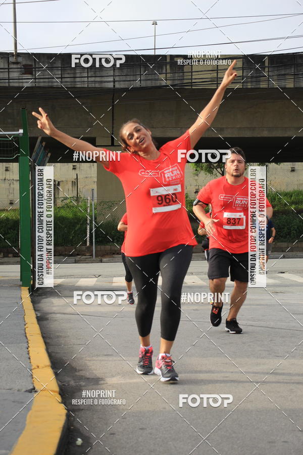 Buy your photos of the eventSantander Track & Field Run Series - Shopping Tambor on Fotop