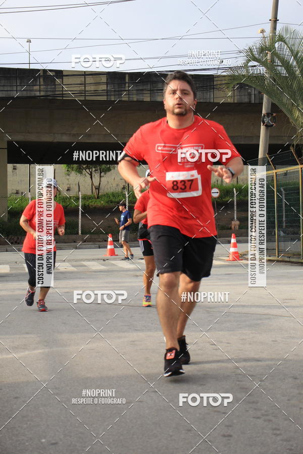 Buy your photos of the eventSantander Track & Field Run Series - Shopping Tambor on Fotop