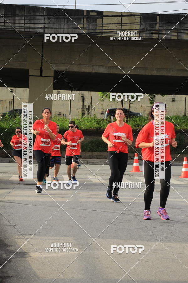 Buy your photos of the eventSantander Track & Field Run Series - Shopping Tambor on Fotop