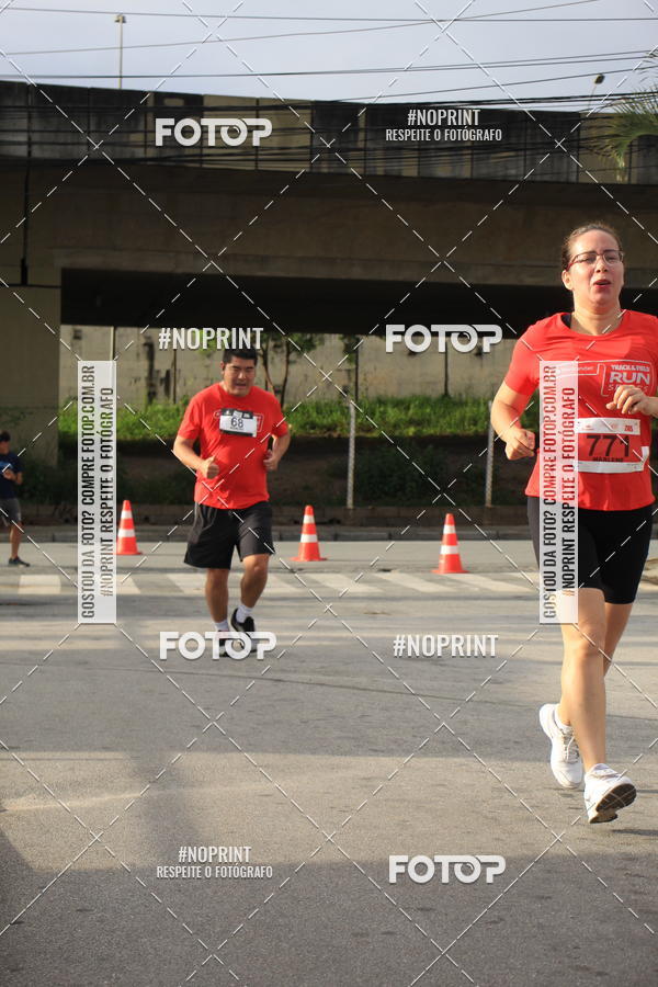 Buy your photos of the eventSantander Track & Field Run Series - Shopping Tambor on Fotop