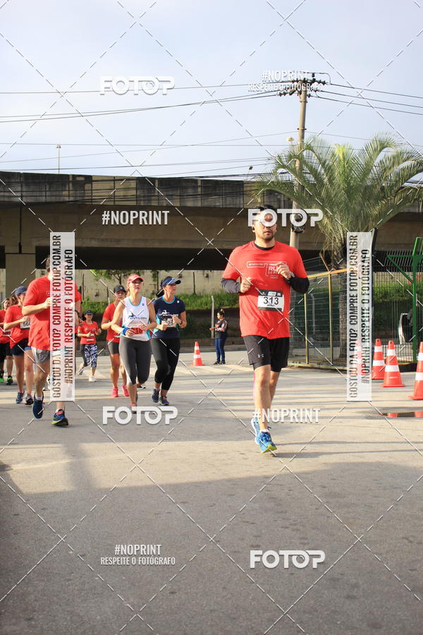 Buy your photos of the eventSantander Track & Field Run Series - Shopping Tambor on Fotop