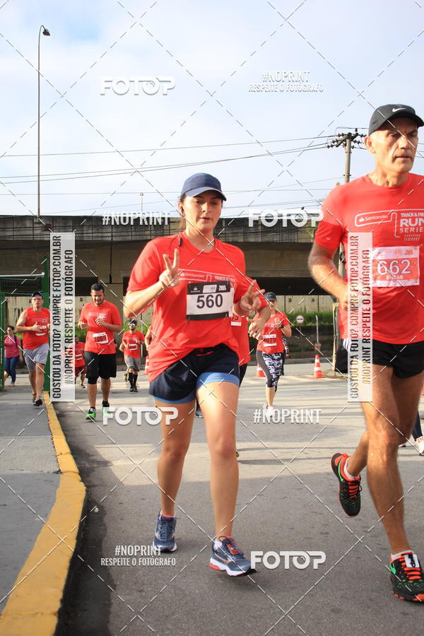 Buy your photos of the eventSantander Track & Field Run Series - Shopping Tambor on Fotop