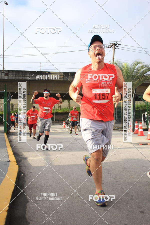 Buy your photos of the eventSantander Track & Field Run Series - Shopping Tambor on Fotop
