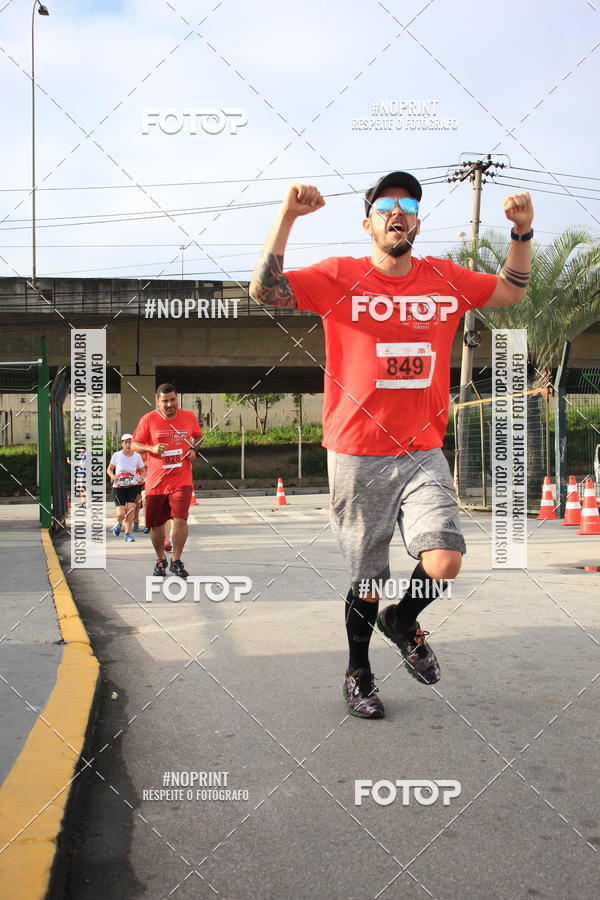 Buy your photos of the eventSantander Track & Field Run Series - Shopping Tambor on Fotop