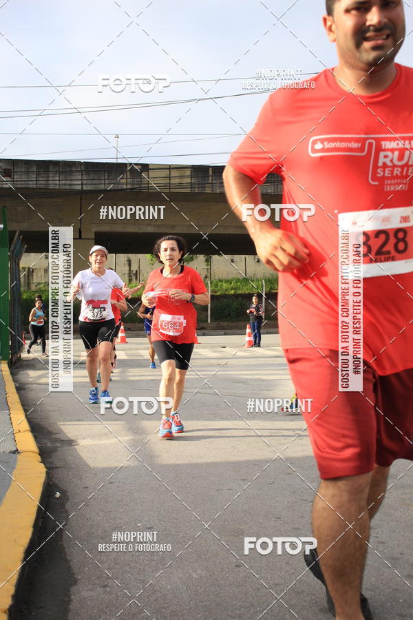 Buy your photos of the eventSantander Track & Field Run Series - Shopping Tambor on Fotop
