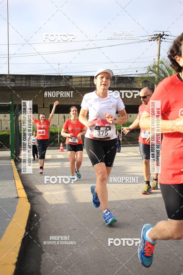 Buy your photos of the eventSantander Track & Field Run Series - Shopping Tambor on Fotop
