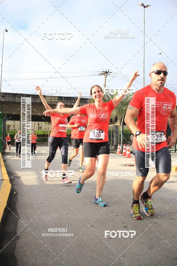 Buy your photos of the eventSantander Track & Field Run Series - Shopping Tambor on Fotop