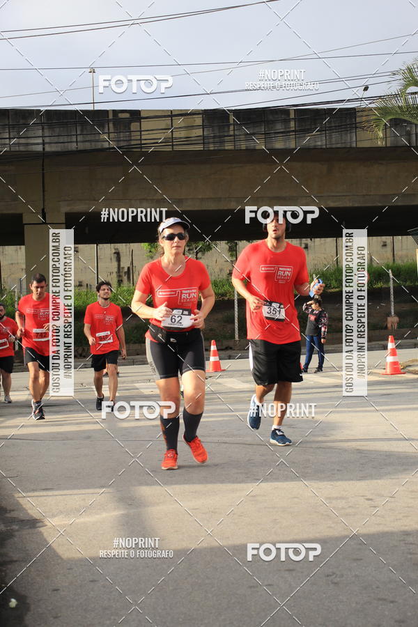 Buy your photos of the eventSantander Track & Field Run Series - Shopping Tambor on Fotop