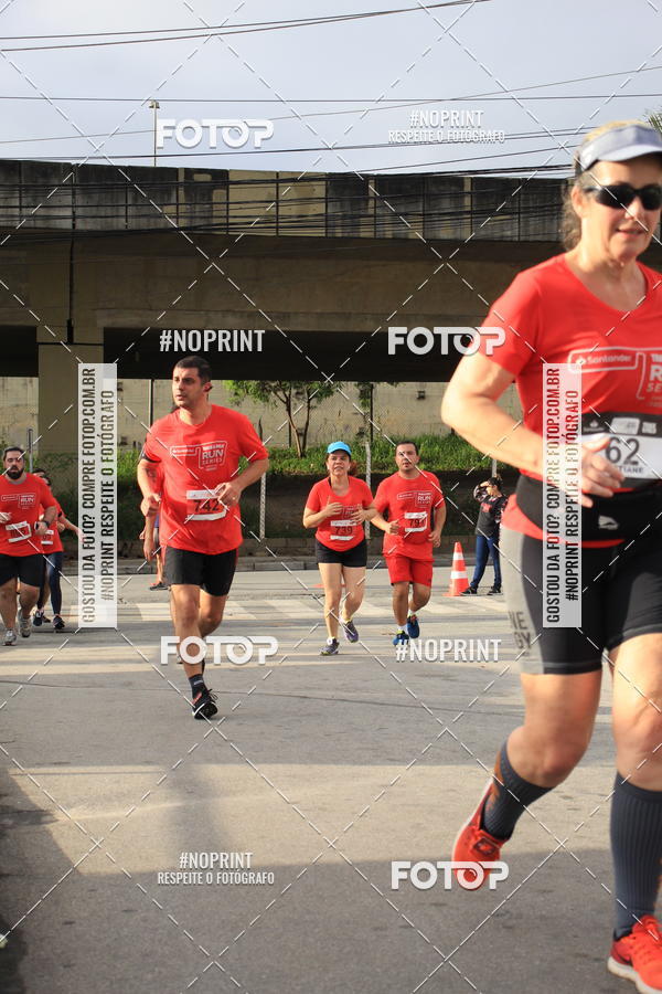 Buy your photos of the eventSantander Track & Field Run Series - Shopping Tambor on Fotop