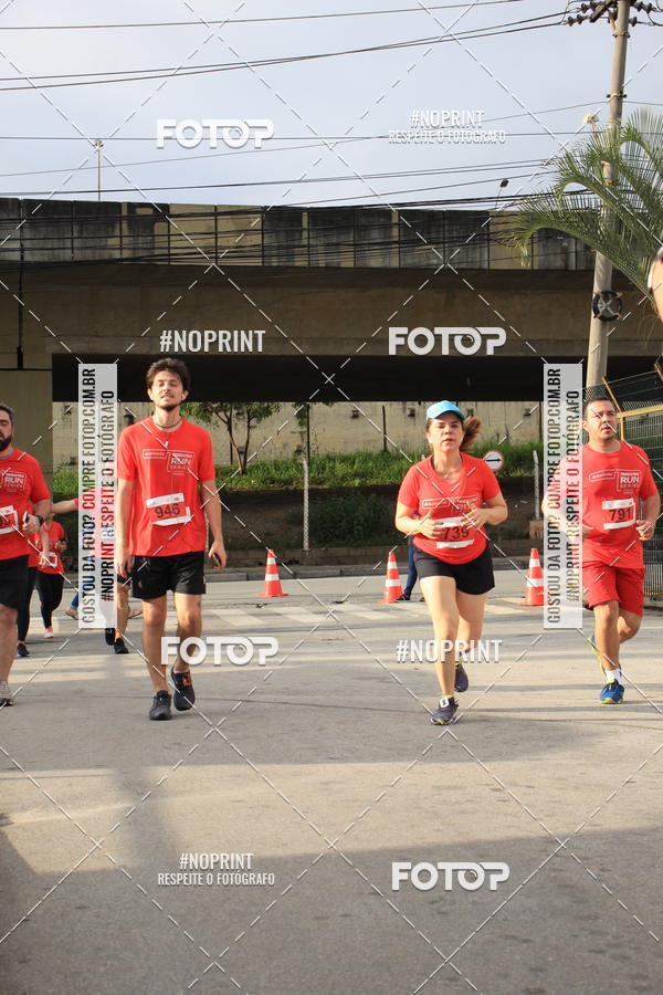 Buy your photos of the eventSantander Track & Field Run Series - Shopping Tambor on Fotop