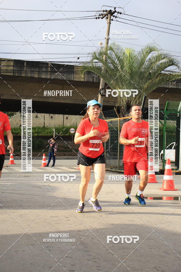 Buy your photos of the eventSantander Track & Field Run Series - Shopping Tambor on Fotop