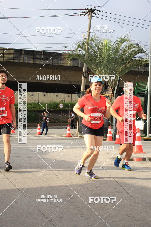 Buy your photos of the eventSantander Track & Field Run Series - Shopping Tambor on Fotop