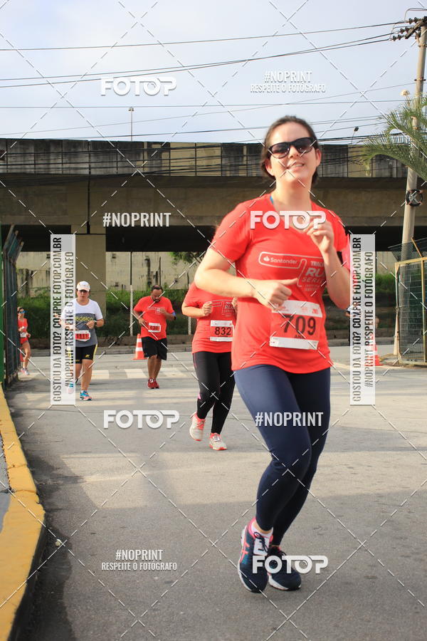Buy your photos of the eventSantander Track & Field Run Series - Shopping Tambor on Fotop