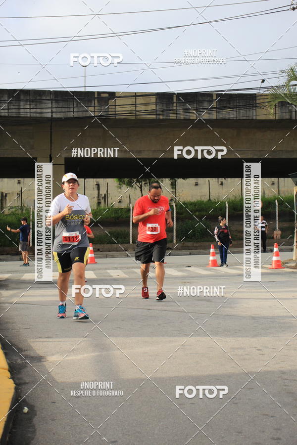 Buy your photos of the eventSantander Track & Field Run Series - Shopping Tambor on Fotop