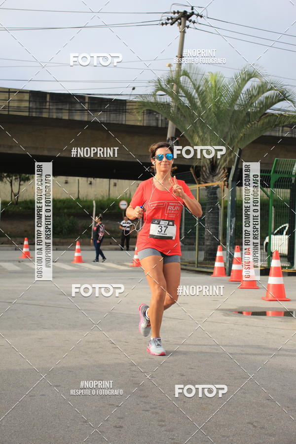 Buy your photos of the eventSantander Track & Field Run Series - Shopping Tambor on Fotop