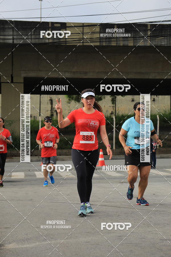 Buy your photos of the eventSantander Track & Field Run Series - Shopping Tambor on Fotop