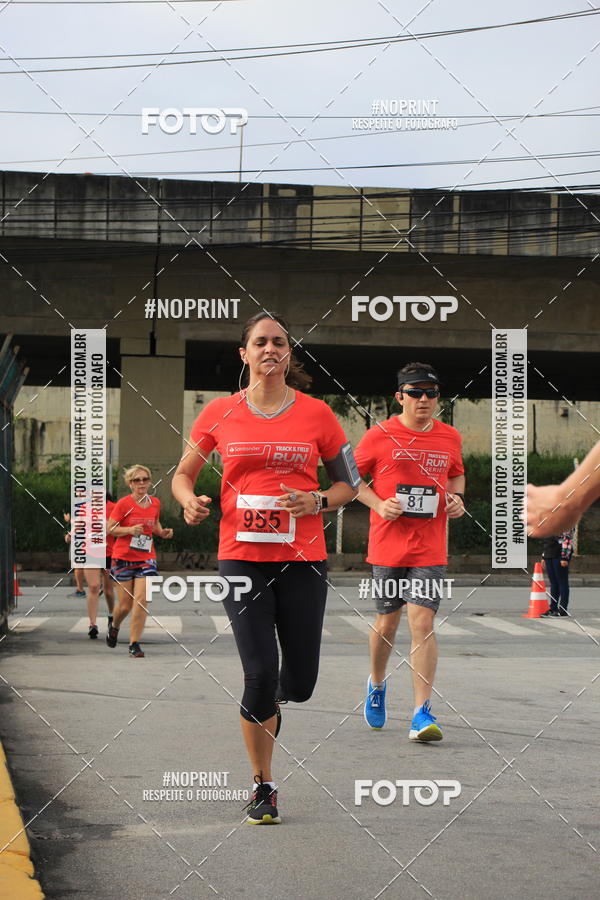 Buy your photos of the eventSantander Track & Field Run Series - Shopping Tambor on Fotop