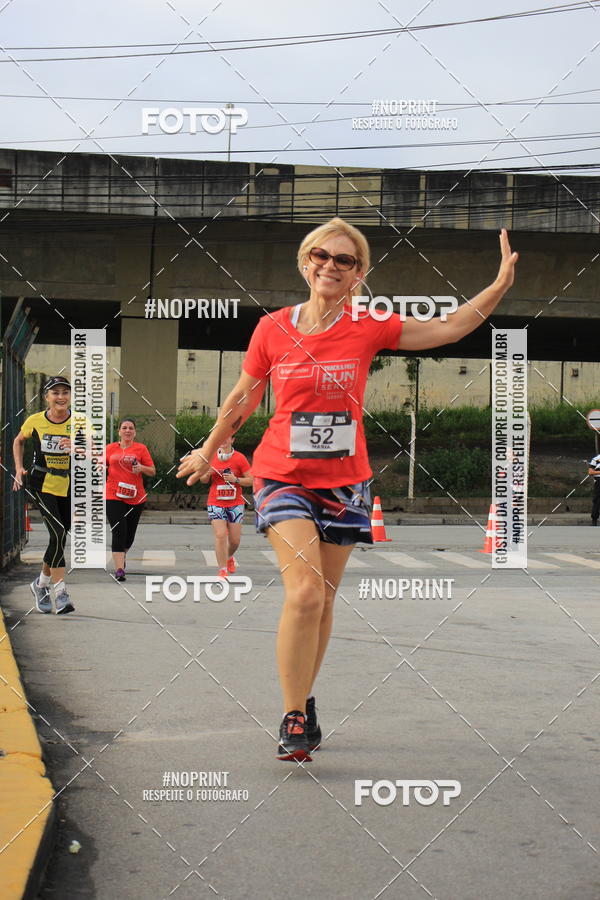 Buy your photos of the eventSantander Track & Field Run Series - Shopping Tambor on Fotop