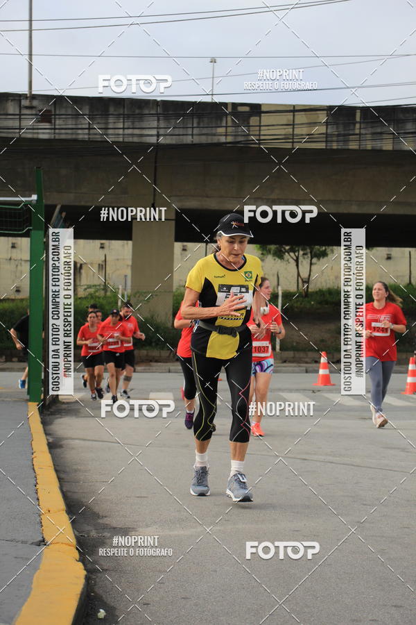 Buy your photos of the eventSantander Track & Field Run Series - Shopping Tambor on Fotop