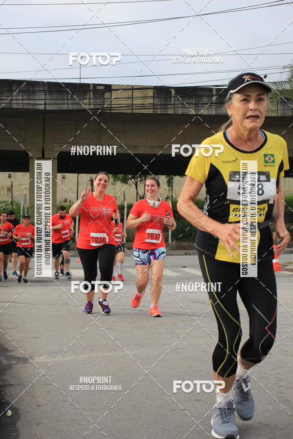 Buy your photos of the eventSantander Track & Field Run Series - Shopping Tambor on Fotop