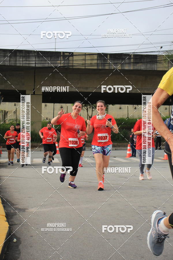 Buy your photos of the eventSantander Track & Field Run Series - Shopping Tambor on Fotop