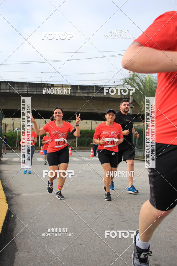 Buy your photos of the eventSantander Track & Field Run Series - Shopping Tambor on Fotop