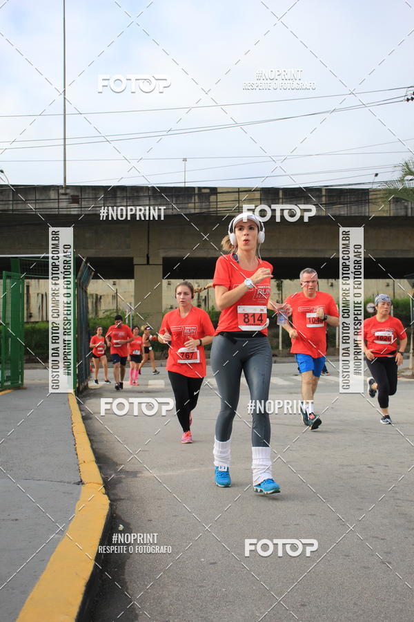 Buy your photos of the eventSantander Track & Field Run Series - Shopping Tambor on Fotop