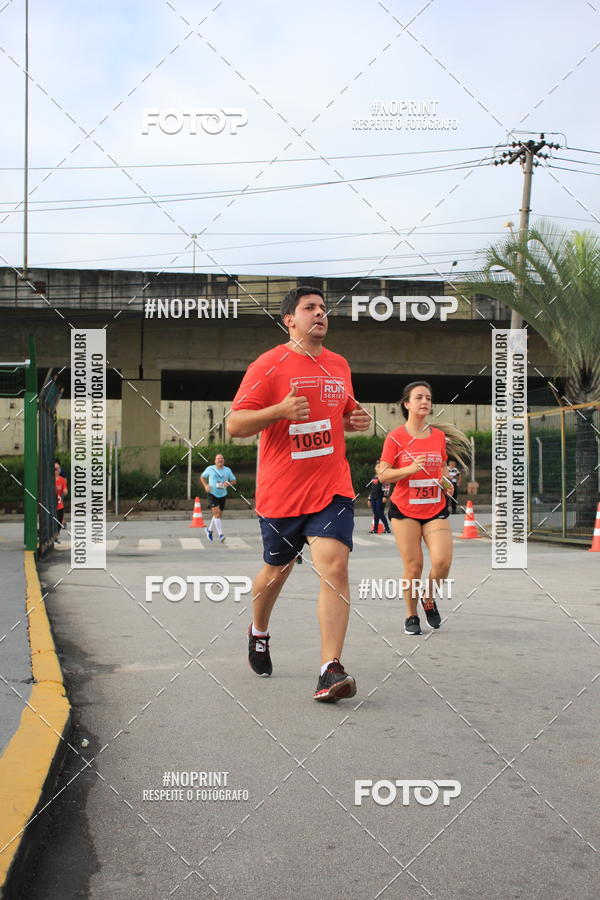 Buy your photos of the eventSantander Track & Field Run Series - Shopping Tambor on Fotop