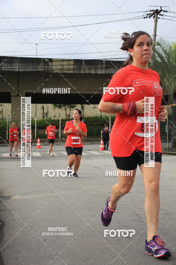 Buy your photos of the eventSantander Track & Field Run Series - Shopping Tambor on Fotop