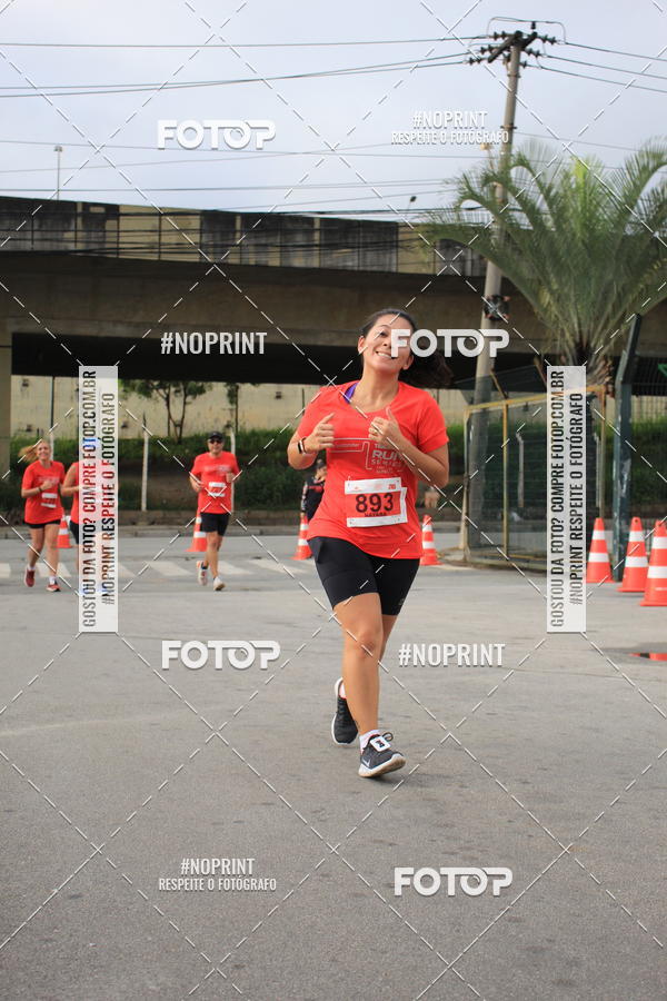 Buy your photos of the eventSantander Track & Field Run Series - Shopping Tambor on Fotop