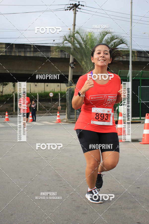 Buy your photos of the eventSantander Track & Field Run Series - Shopping Tambor on Fotop