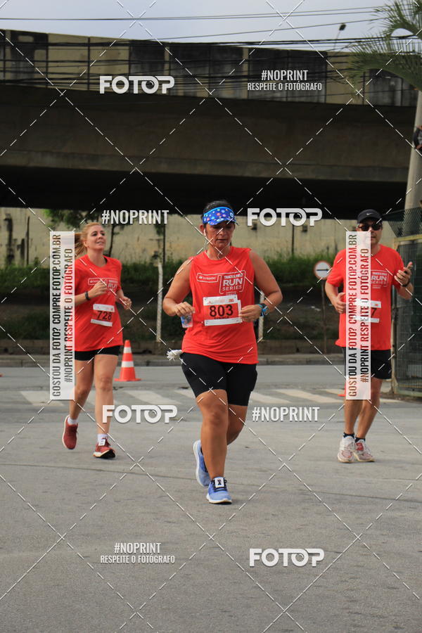Buy your photos of the eventSantander Track & Field Run Series - Shopping Tambor on Fotop