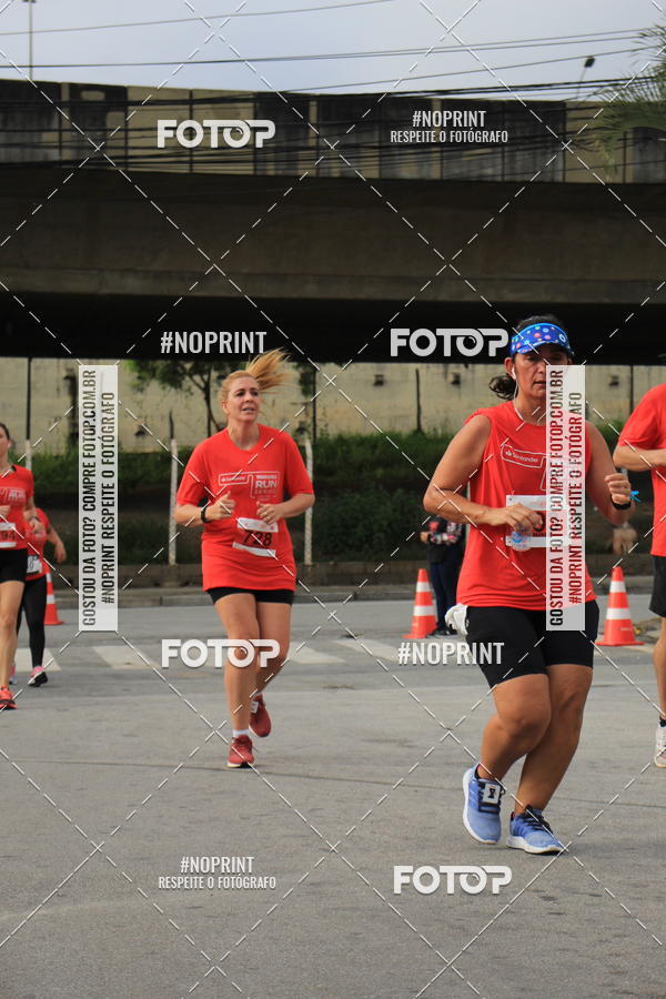 Buy your photos of the eventSantander Track & Field Run Series - Shopping Tambor on Fotop