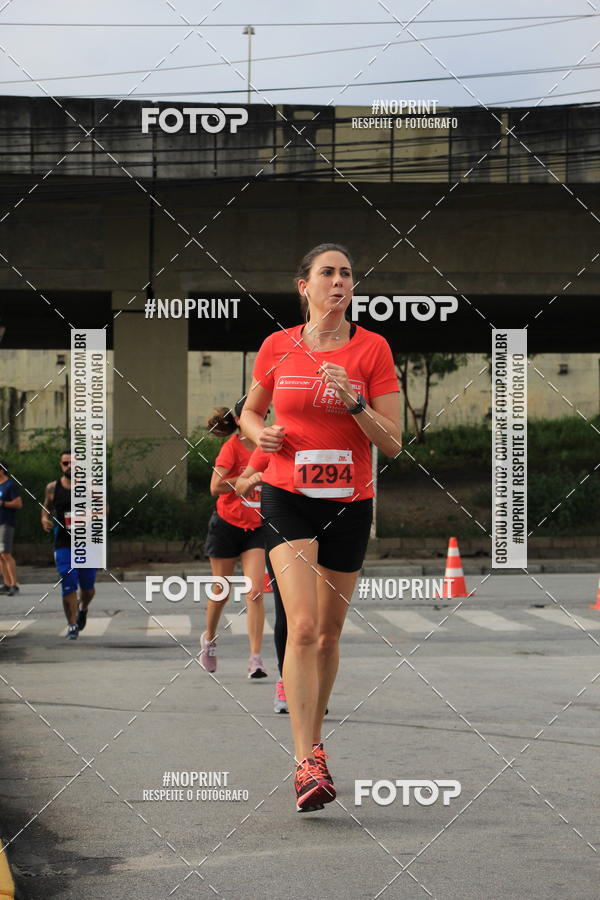 Buy your photos of the eventSantander Track & Field Run Series - Shopping Tambor on Fotop