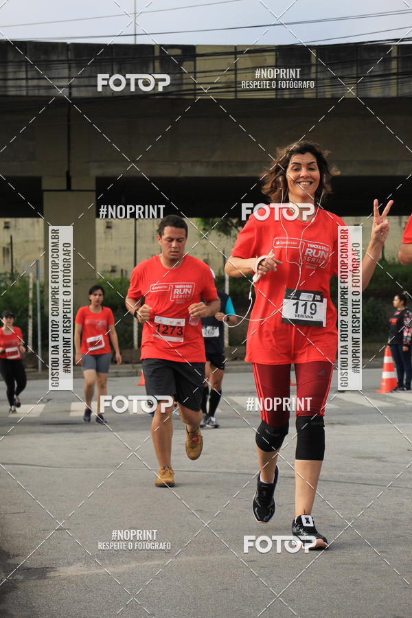 Buy your photos of the eventSantander Track & Field Run Series - Shopping Tambor on Fotop