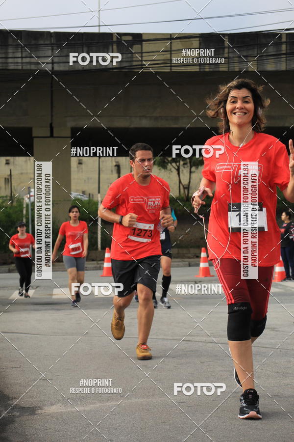 Buy your photos of the eventSantander Track & Field Run Series - Shopping Tambor on Fotop