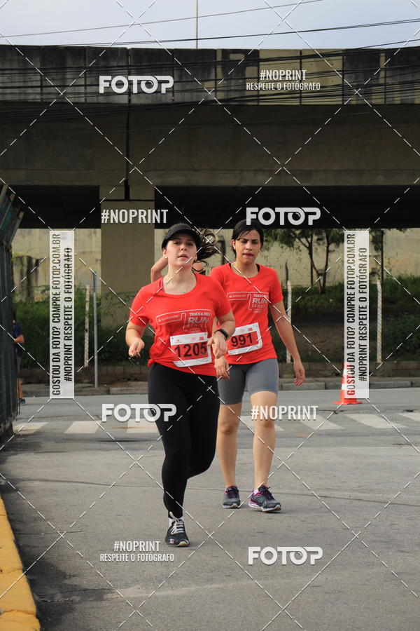 Buy your photos of the eventSantander Track & Field Run Series - Shopping Tambor on Fotop