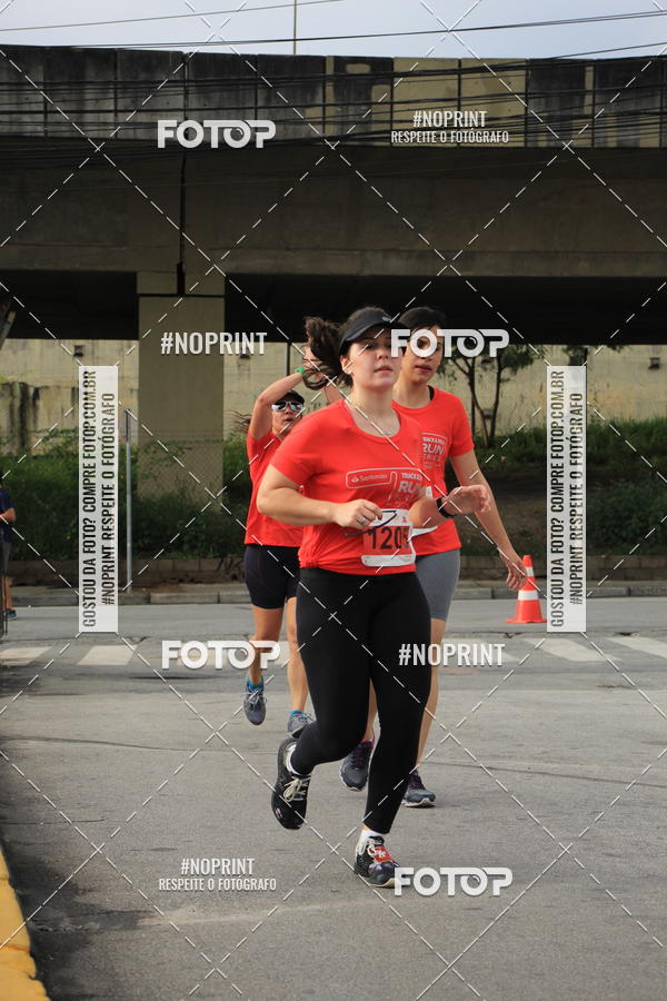 Buy your photos of the eventSantander Track & Field Run Series - Shopping Tambor on Fotop