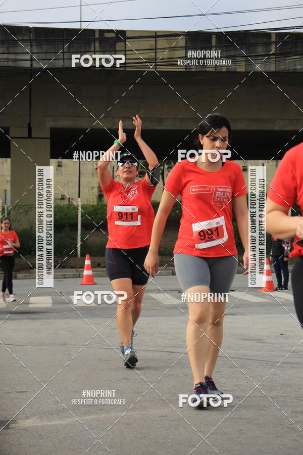 Buy your photos of the eventSantander Track & Field Run Series - Shopping Tambor on Fotop