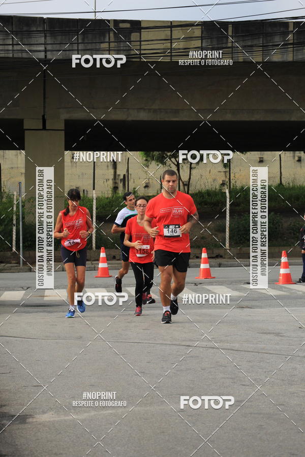Buy your photos of the eventSantander Track & Field Run Series - Shopping Tambor on Fotop