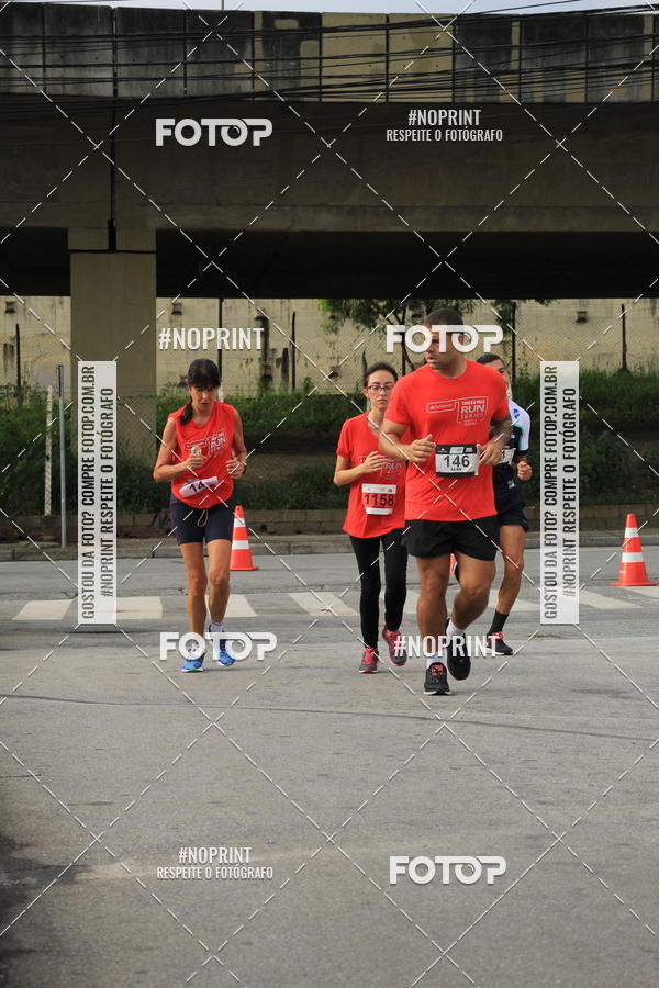 Buy your photos of the eventSantander Track & Field Run Series - Shopping Tambor on Fotop