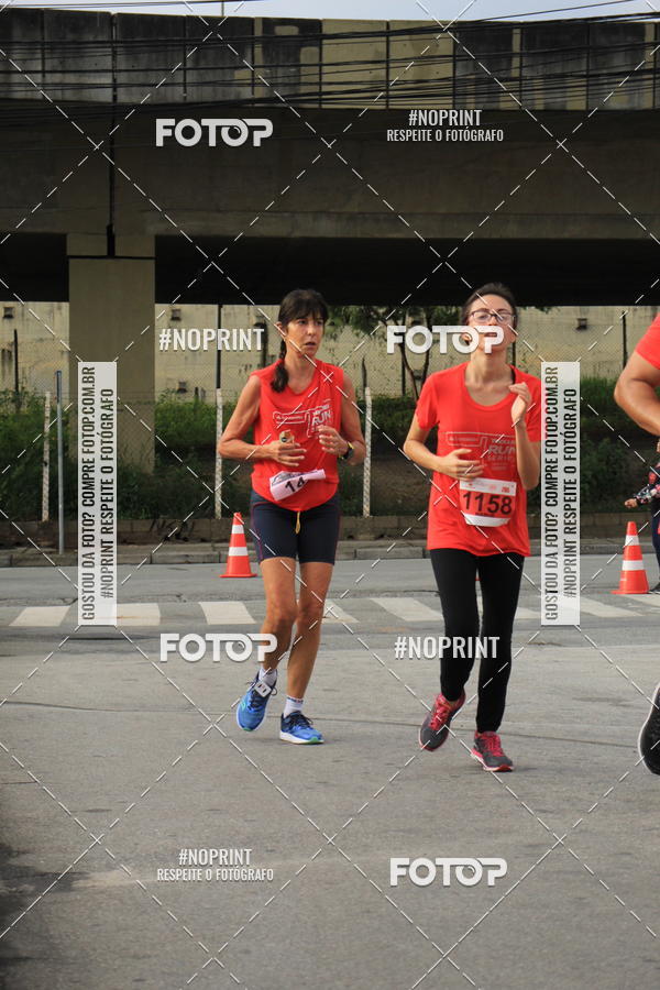 Buy your photos of the eventSantander Track & Field Run Series - Shopping Tambor on Fotop