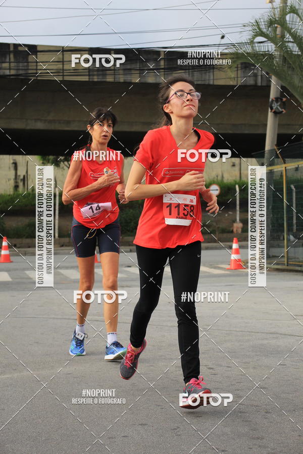 Buy your photos of the eventSantander Track & Field Run Series - Shopping Tambor on Fotop