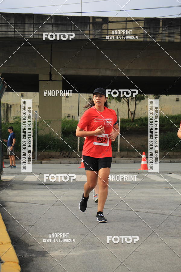 Buy your photos of the eventSantander Track & Field Run Series - Shopping Tambor on Fotop