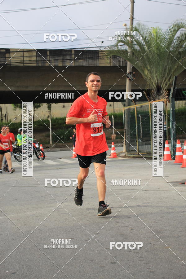 Buy your photos of the eventSantander Track & Field Run Series - Shopping Tambor on Fotop