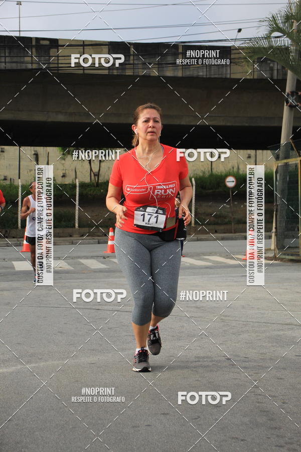 Buy your photos of the eventSantander Track & Field Run Series - Shopping Tambor on Fotop