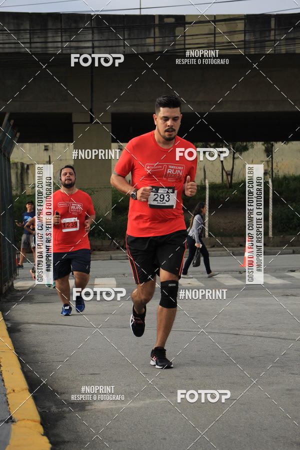 Buy your photos of the eventSantander Track & Field Run Series - Shopping Tambor on Fotop