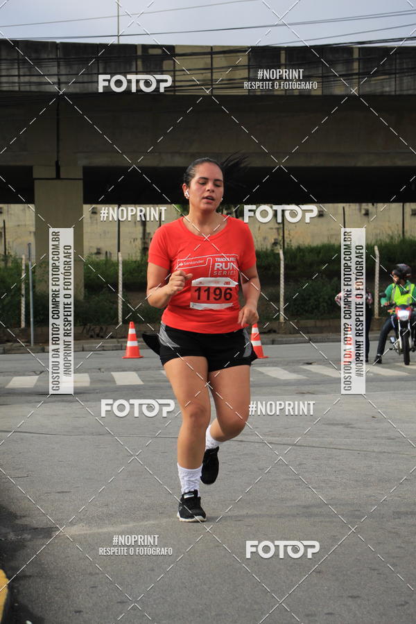 Buy your photos of the eventSantander Track & Field Run Series - Shopping Tambor on Fotop